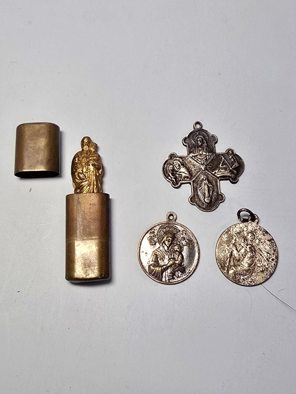Vintage\Antique Lot Of 4 Catholic Religous Relics Collectables